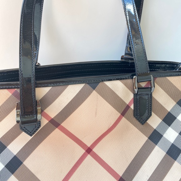 Burberry Nova Check Shopper Tote - Picture 10 of 14